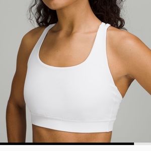 Lululemon Free to be Serene Bra